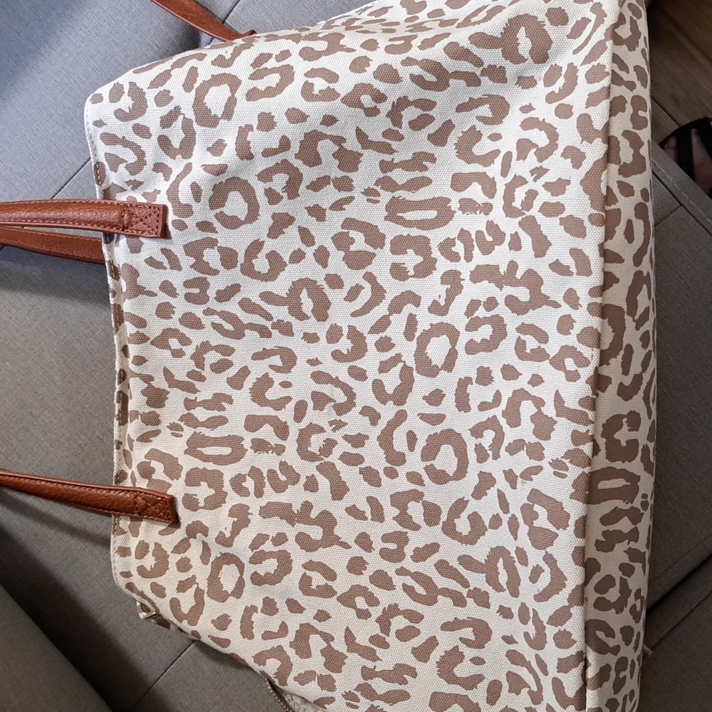 Antik Kraft Canvas Vegan Leather HUGE Animal Print Tote Purse - Picture 13 of 15